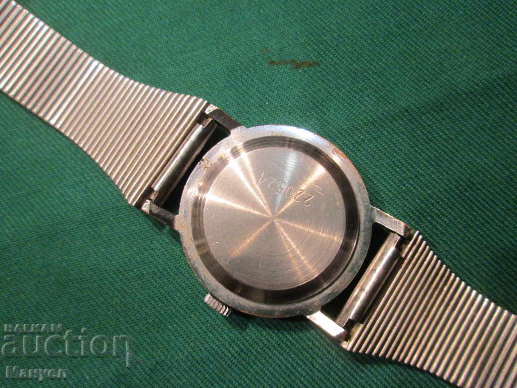 Delivery of give birth to an old mech.Russian watch "WIN" .RRRRRRRr Delivery of give birth to an old mech.Russian watch "WIN" .RRRRRRRr