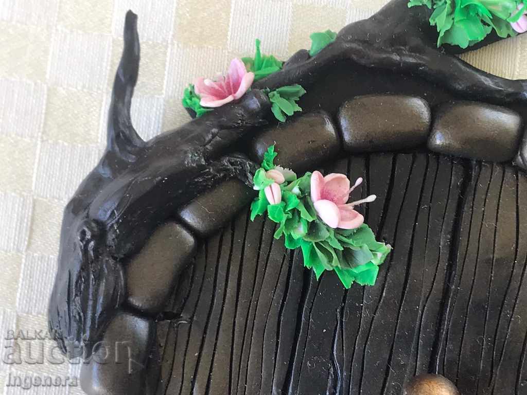 ВРАТИЧКА ЗА КЪЩИЧКА НА ФЕЯ ГЛИНА КЕРАМИКА РЪЧНА ИЗРАБОТКА с цена 20.00 лв. | € 10.23 ВРАТИЧКА ЗА КЪЩИЧКА НА ФЕЯ ГЛИНА КЕРАМИКА РЪЧНА ИЗРАБОТКА с цена 20.00 лв. | € 10.23