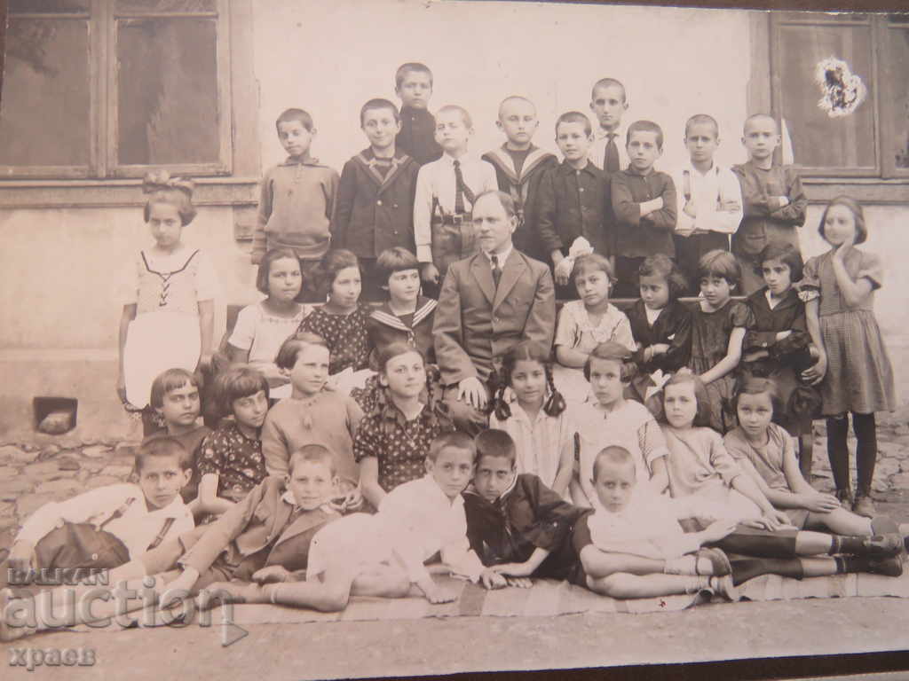 OLD PHOTOGRAPHY - CARDBOARD - LARGE 149 with price 24.99 BGN | € 12.78