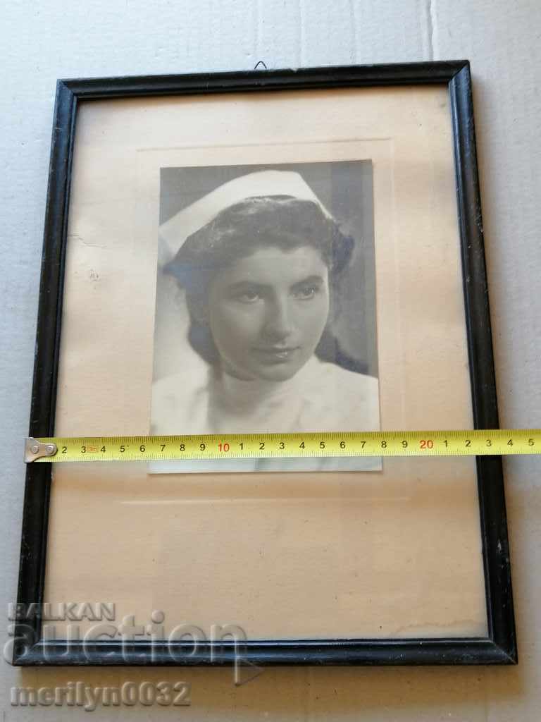 Delivery of Ceiling portrait photo photography Delivery of Ceiling portrait photo photography