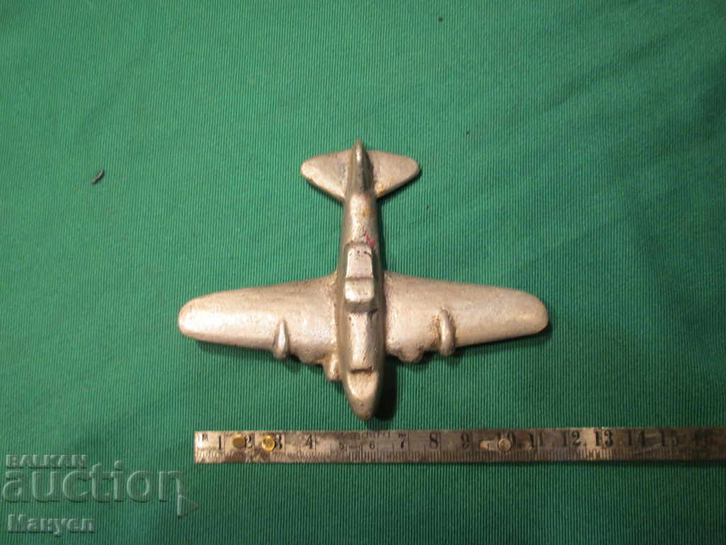 Delivery of I am selling an old model of a military salonet.RRRRRRrrr