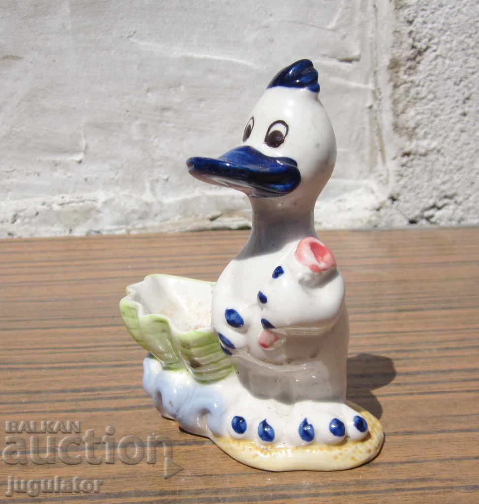 Auction  old porcelain figure figurine duck duck