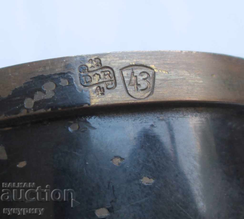 Delivery of An old bronze measuring instrument for a 19th century instrument Delivery of An old bronze measuring instrument for a 19th century instrument