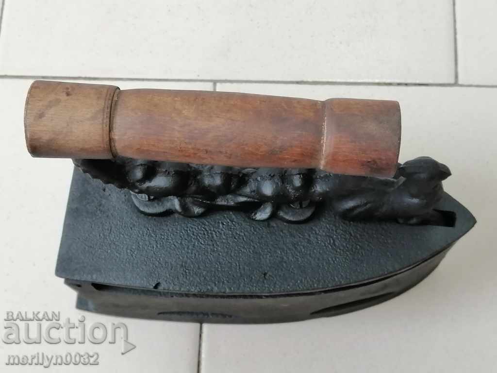 Παλιά σιδήρου στην πυρκαγιά - 5 Παλιά σιδήρου στην πυρκαγιά - 5