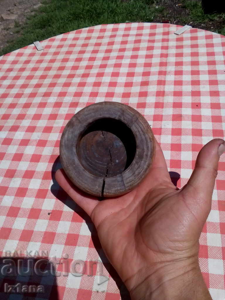 Δημοπρασία Παλιό ξύλινο τασάκι Δημοπρασία Παλιό ξύλινο τασάκι