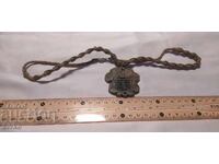 Колие нефрит гравирано