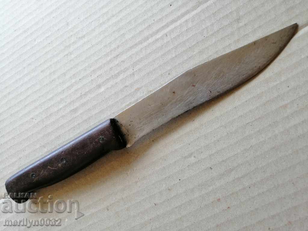 Delivery of Old butcher knife
