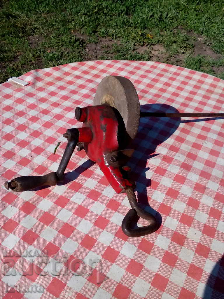 An old appliance - 6 An old appliance - 6