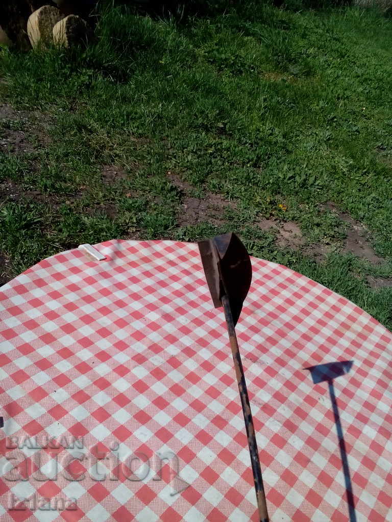 Delivery of Old stove tool Delivery of Old stove tool