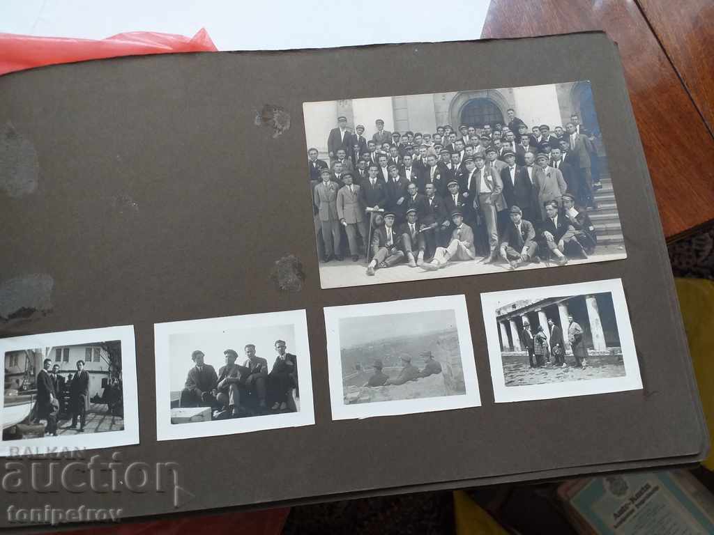 Old album with over 100 photos with price 30.00 BGN | € 15.34 Old album with over 100 photos with price 30.00 BGN | € 15.34