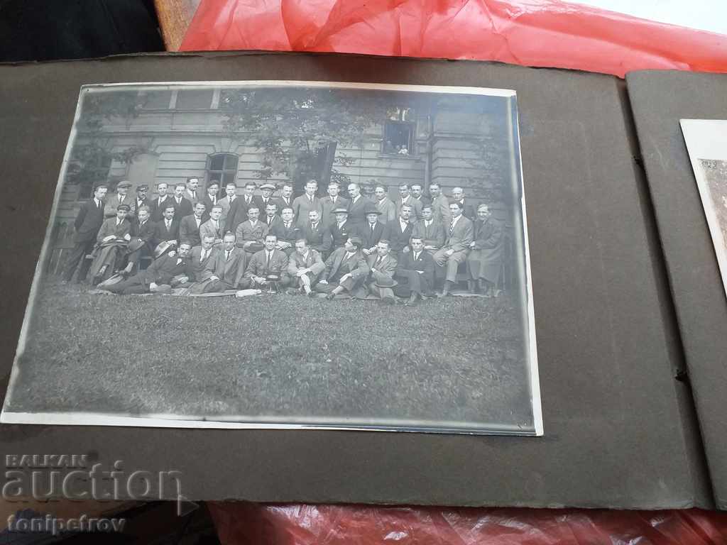 Delivery of Old album with over 100 photos Delivery of Old album with over 100 photos