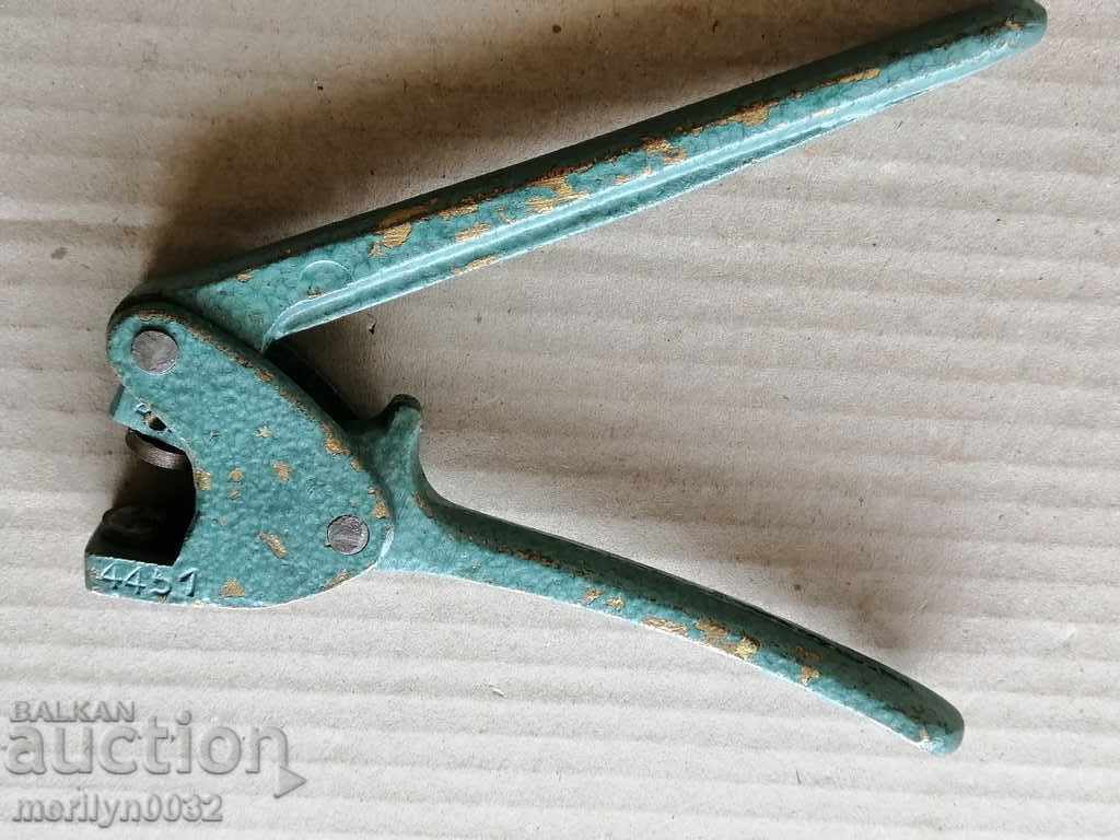 Bronze sealing pliers, seal, seal number with price 43.00 BGN | € 21.99 Bronze sealing pliers, seal, seal number with price 43.00 BGN | € 21.99