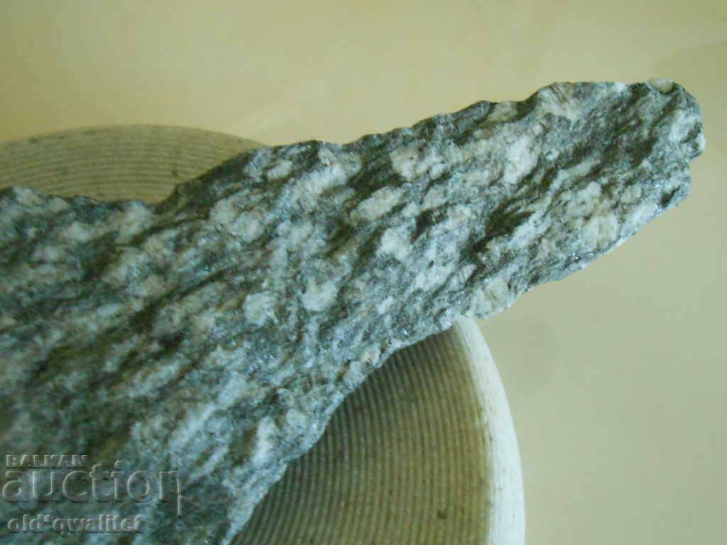 Голям и много красив камък от сърцето на Алпите - 6