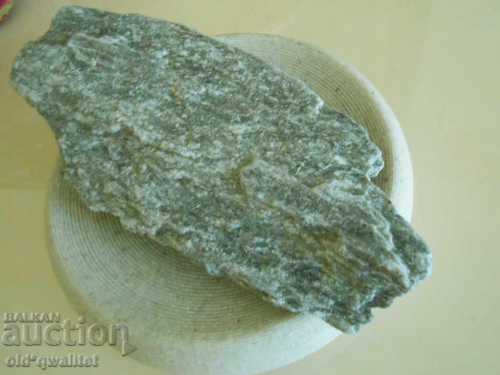 A large and very beautiful stone from the heart of the Alps, 2 - 5 A large and very beautiful stone from the heart of the Alps, 2 - 5