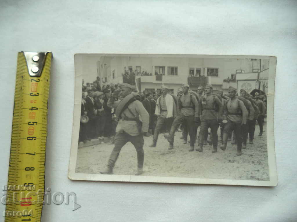 Παράδοση ΤΟ ΒΕΡΟΛΙΝΟ - ΠΡΩΤΟΣ ΒΟΥΛΓΑΡΙΚΟΣ ΣΤΡΑΤΟΣ Παράδοση ΤΟ ΒΕΡΟΛΙΝΟ - ΠΡΩΤΟΣ ΒΟΥΛΓΑΡΙΚΟΣ ΣΤΡΑΤΟΣ