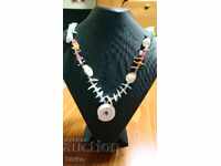 Necklace sea mother-of-pearl mussels