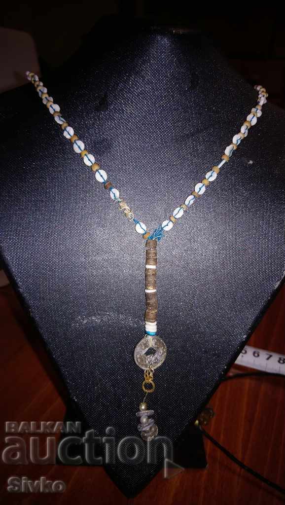 Original necklace made of natural materials Original necklace made of natural materials