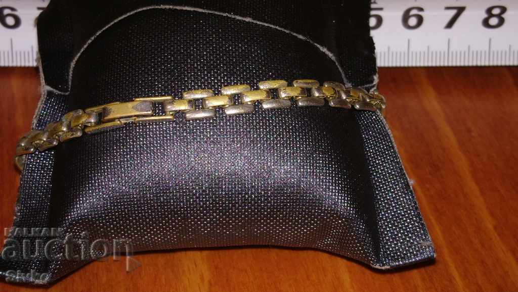 Delivery of Metal Hryvnia