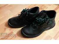 Работни обувки №43