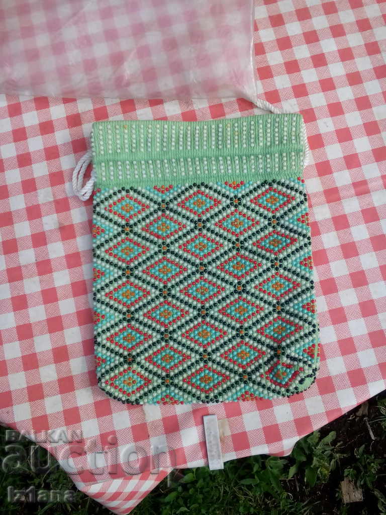 Old ladies nurse with price 25.00 BGN | € 12.78 Old ladies nurse with price 25.00 BGN | € 12.78