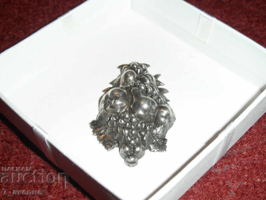 Very old PENDANT medallion fertility with price 39.00 BGN | € 19.94 Very old PENDANT medallion fertility with price 39.00 BGN | € 19.94