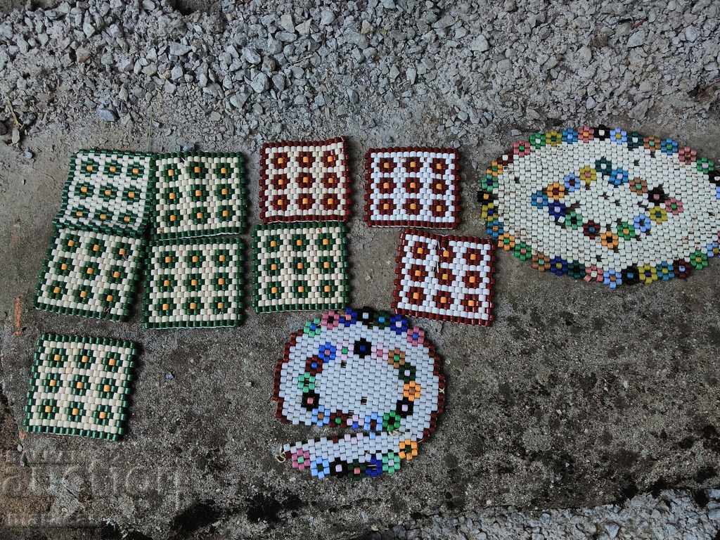 Knitted plasma stands and children's toys