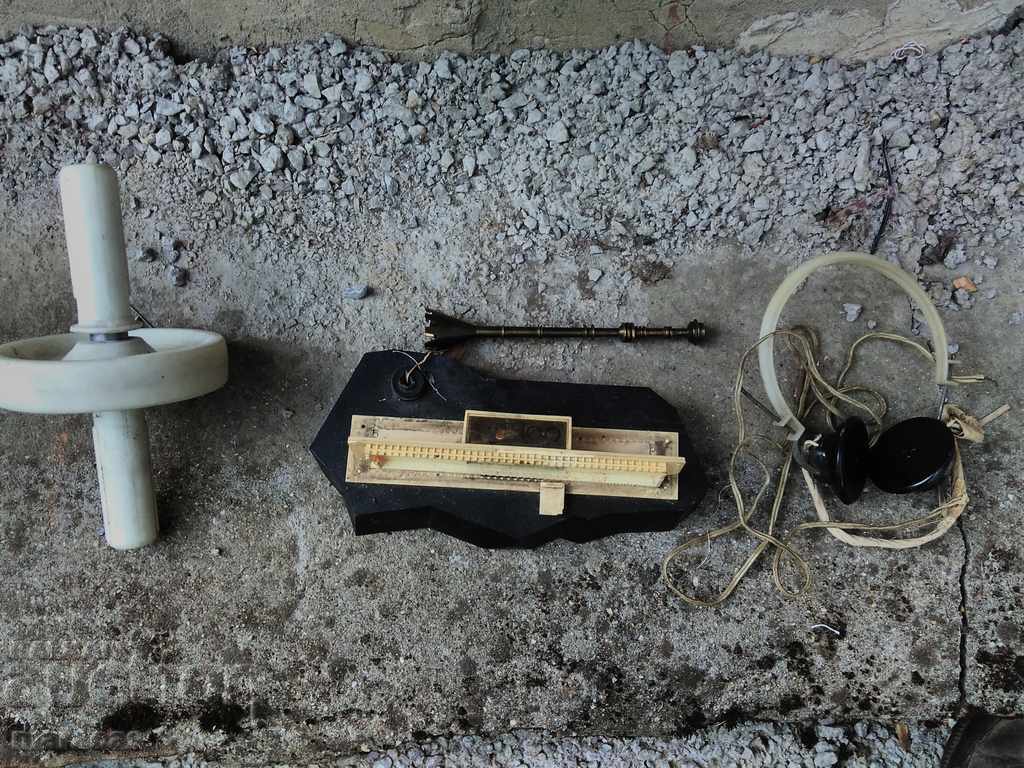 Lots of items Lots of items