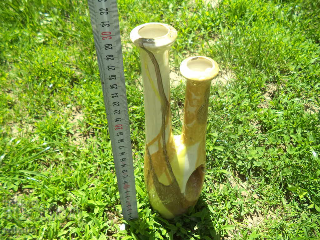 vază cu preț 30.00 BGN | € 15.34 vază cu preț 30.00 BGN | € 15.34