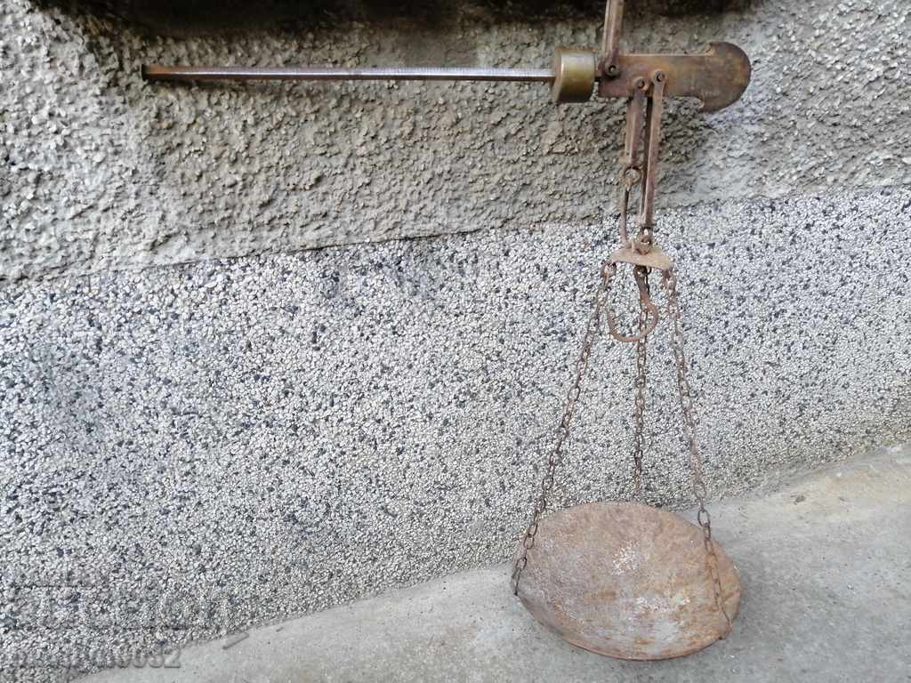 An old scale, a palace, a scale, a scale from the middle of the 20th century with price 89.00 BGN | € 45.50 An old scale, a palace, a scale, a scale from the middle of the 20th century with price 89.00 BGN | € 45.50