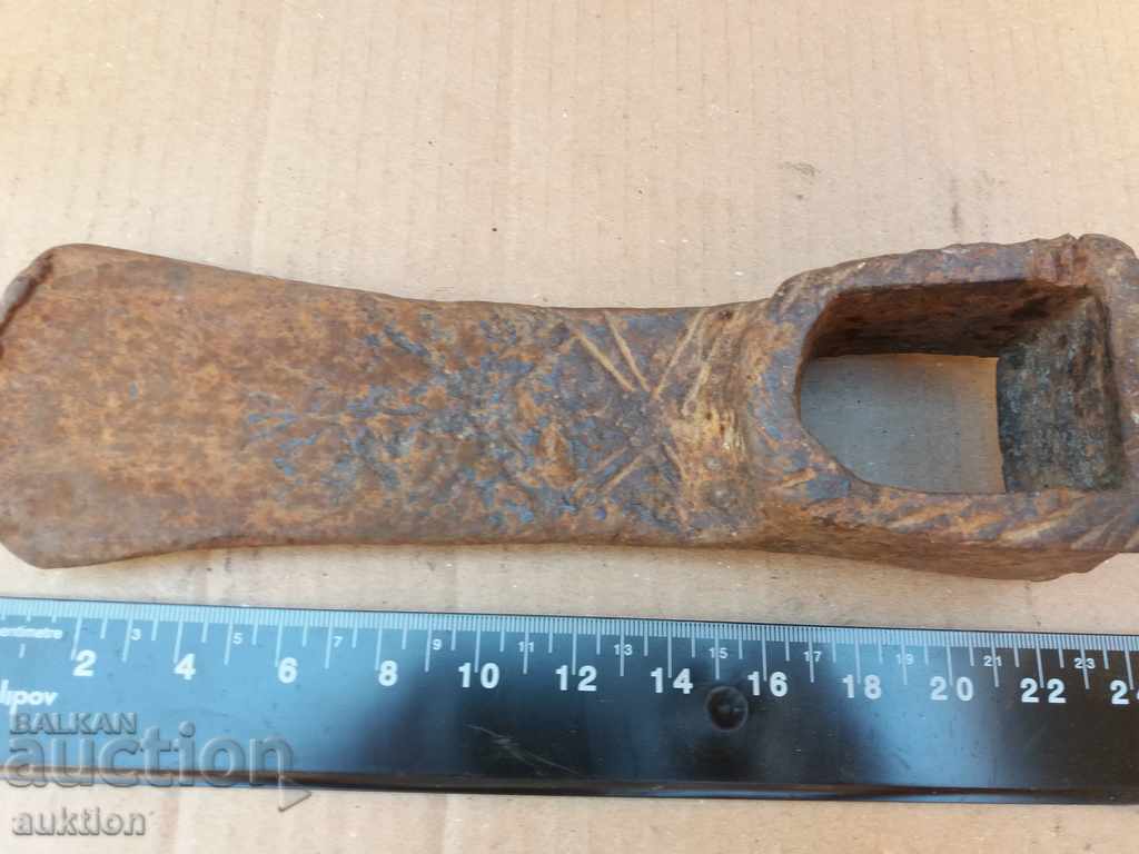 OLD FORGED STONE REMOVAL TOOL - INSERTED with price 6.99 BGN | € 3.57 OLD FORGED STONE REMOVAL TOOL - INSERTED with price 6.99 BGN | € 3.57