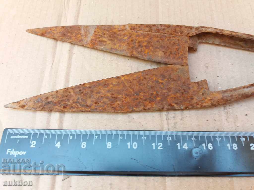 FORGED SHEEP CUTTING SCISSOR with price 2.99 BGN | € 1.53