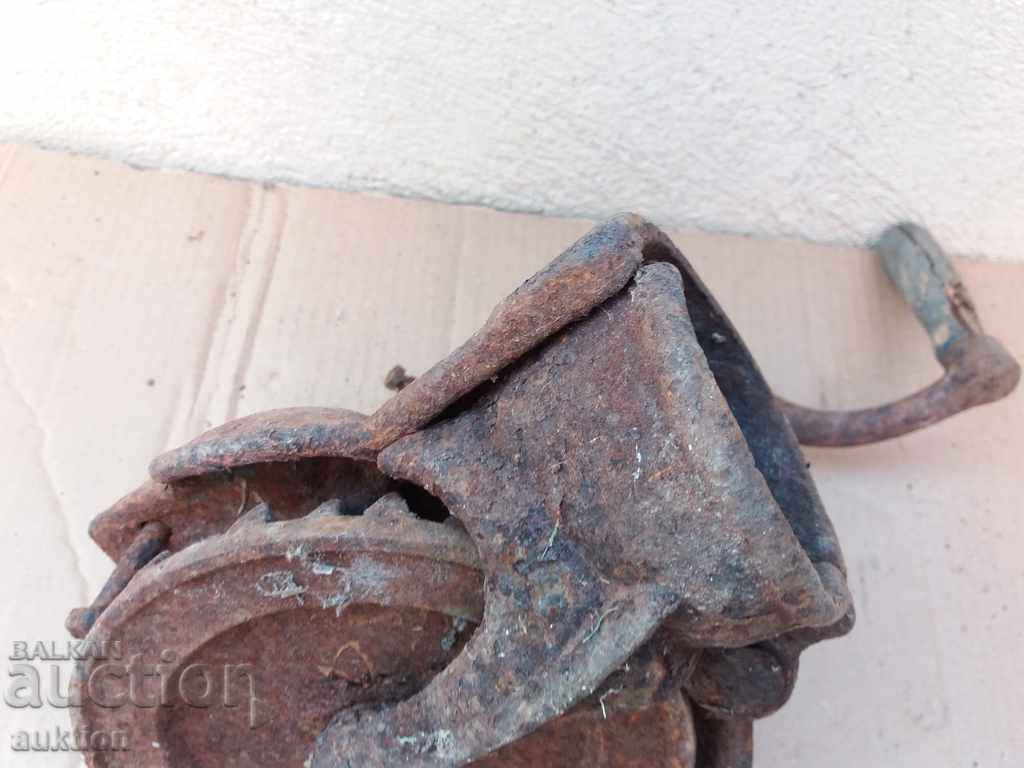 OLD MASSIVE FORGED MACHINE FOR DIVING CORN, CORN - 6 OLD MASSIVE FORGED MACHINE FOR DIVING CORN, CORN - 6