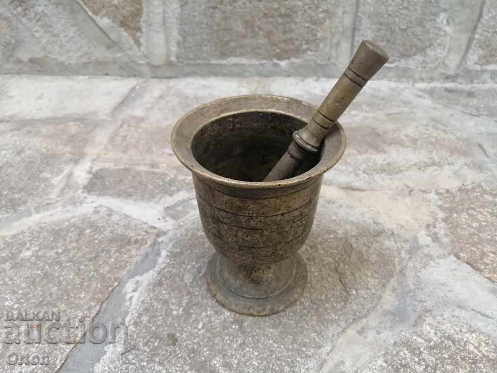 Old Bulgarian bronze mortar / mortar
