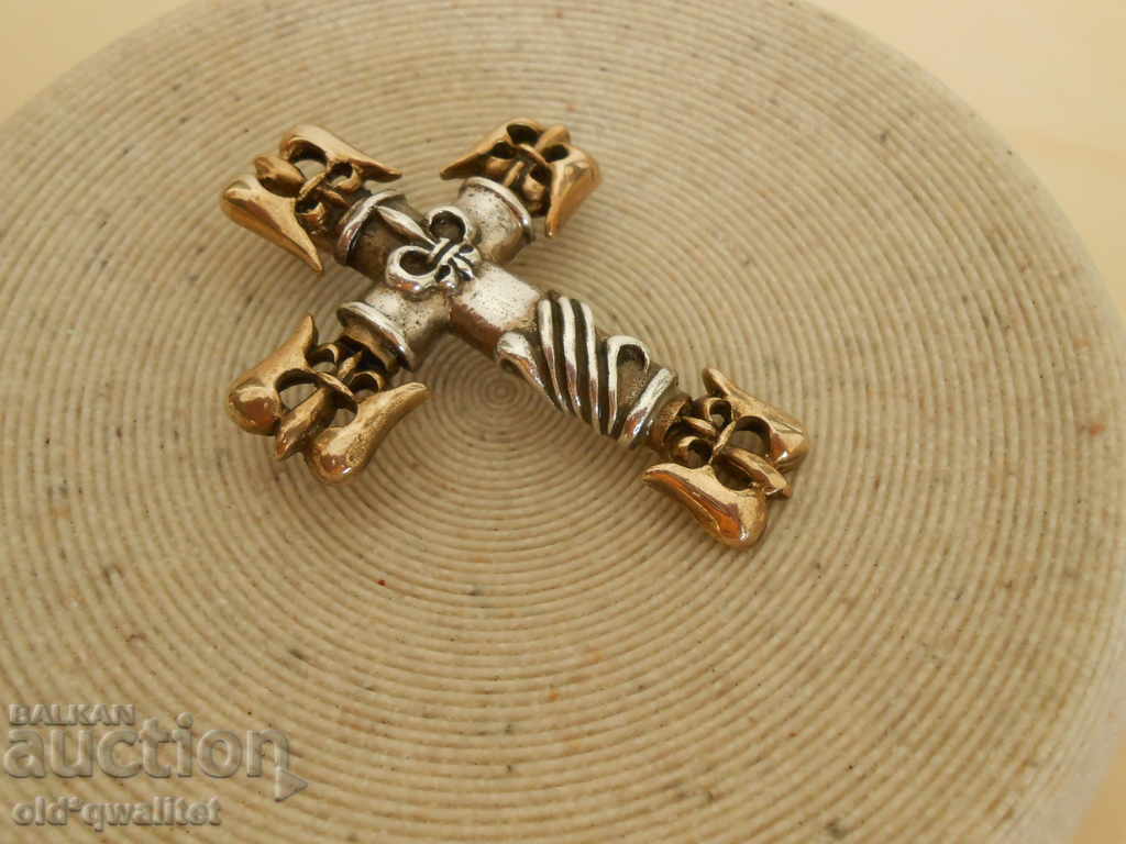 Very old large, massive silver CROSS, Silver 925 with price 397.00 BGN | € 202.98 Very old large, massive silver CROSS, Silver 925 with price 397.00 BGN | € 202.98