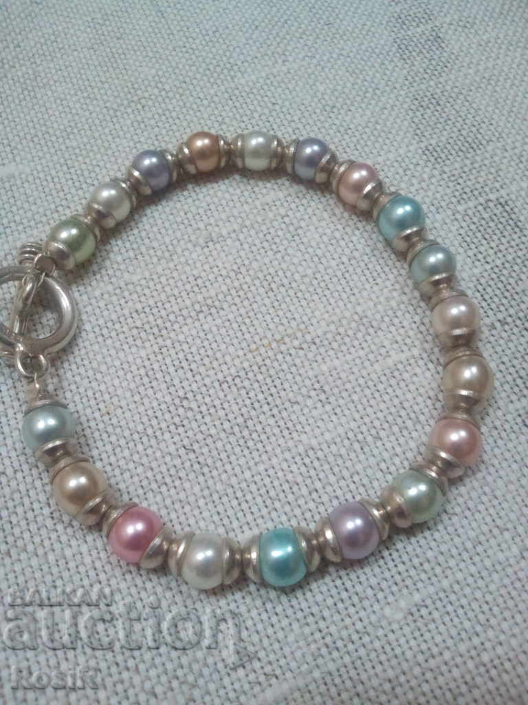 Auction SILVER GREEN WITH PENCILS Auction SILVER GREEN WITH PENCILS