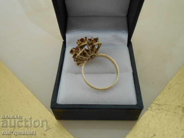 Old, gold ring with Ruby / Rubies, Gold 585, ruby 60