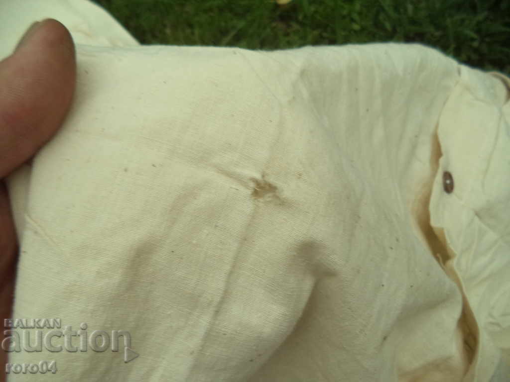 Auction OFFICER'S SHIRT - KINGDOM OF BULGARIA - MODEL 1943 Auction OFFICER'S SHIRT - KINGDOM OF BULGARIA - MODEL 1943