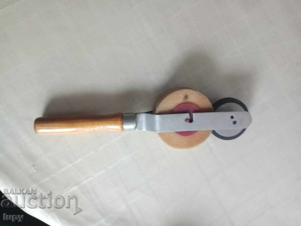 Old painting device Old painting device