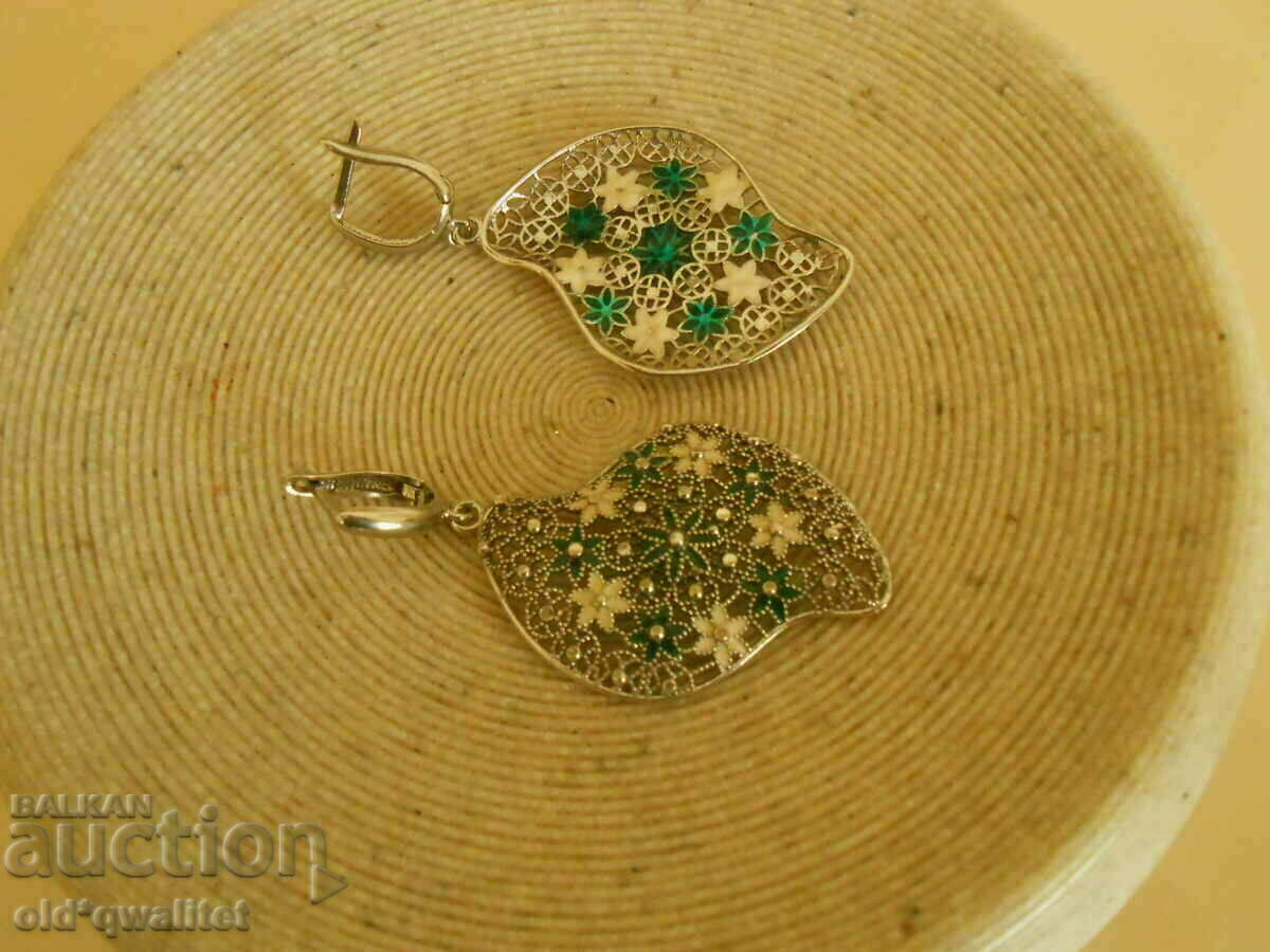 Auction  Magnificent silver long earrings, silver and enamel