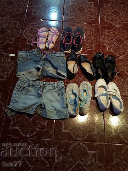 LOT OF SHOES AND JEANS SHORTS
