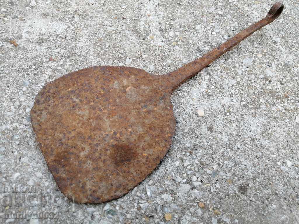 Old forged scabbard, gingerbread, gingerbread, bruises with price 29.00 BGN | € 14.83 Old forged scabbard, gingerbread, gingerbread, bruises with price 29.00 BGN | € 14.83