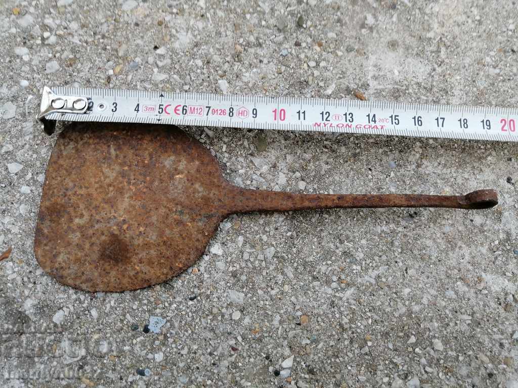 Delivery of Old forged scabbard, gingerbread, gingerbread, bruises Delivery of Old forged scabbard, gingerbread, gingerbread, bruises