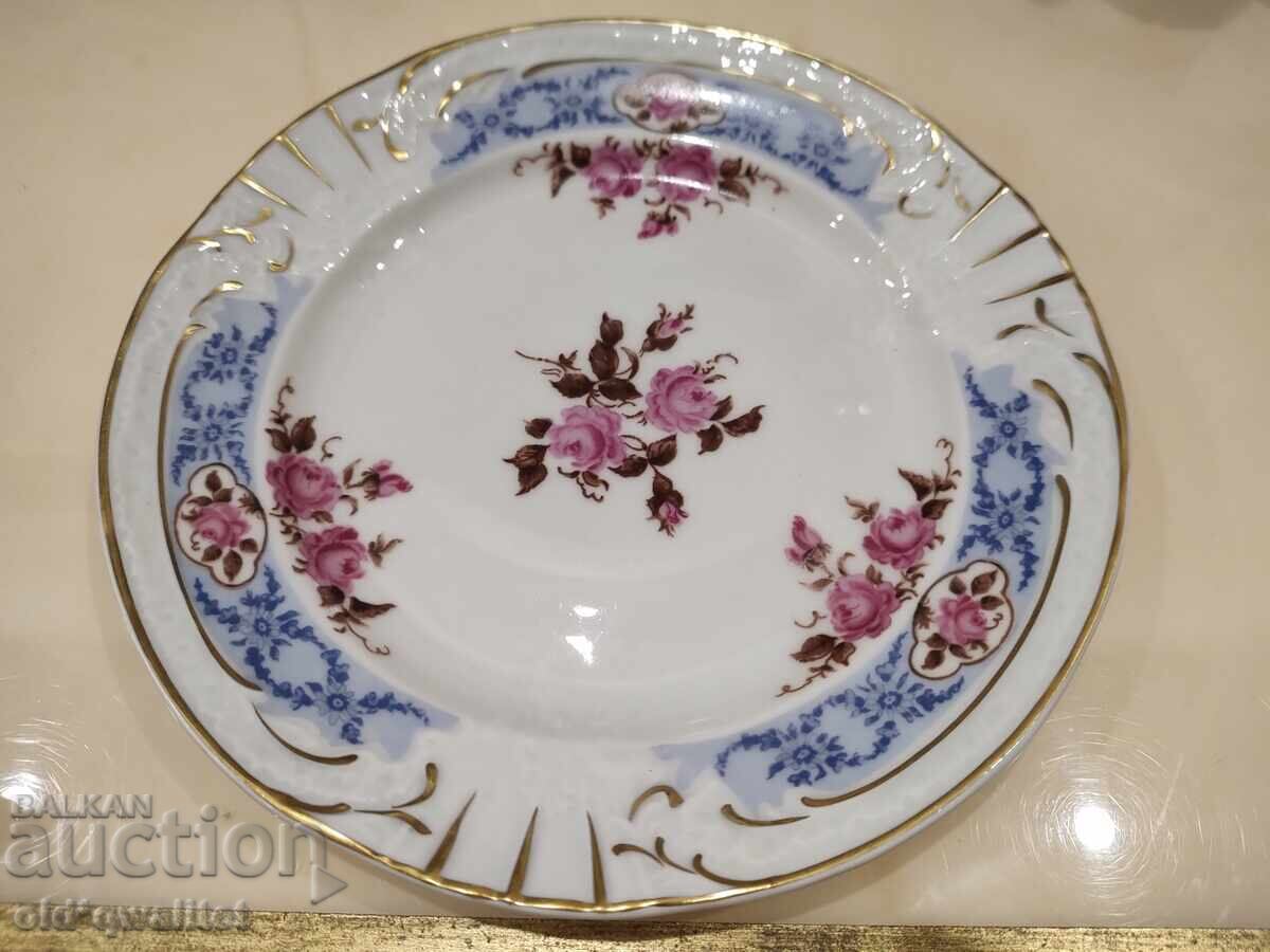 Auction Porcelain triple set, coffee/tea cup, beautiful Auction Porcelain triple set, coffee/tea cup, beautiful