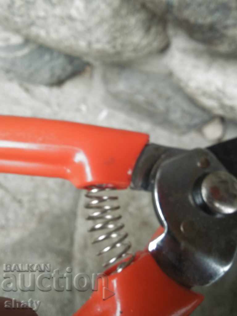 Scissors. Cutting tool. with price 15.00 BGN | € 7.67 Scissors. Cutting tool. with price 15.00 BGN | € 7.67