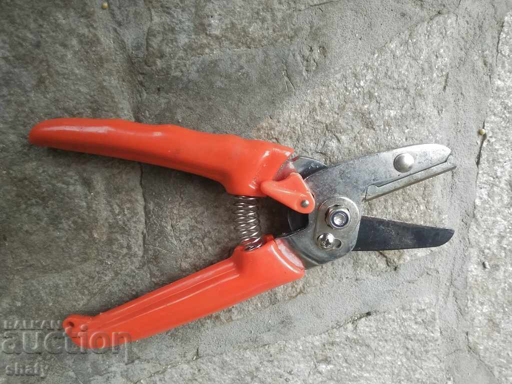 Scissors. Cutting tool. - 7 Scissors. Cutting tool. - 7