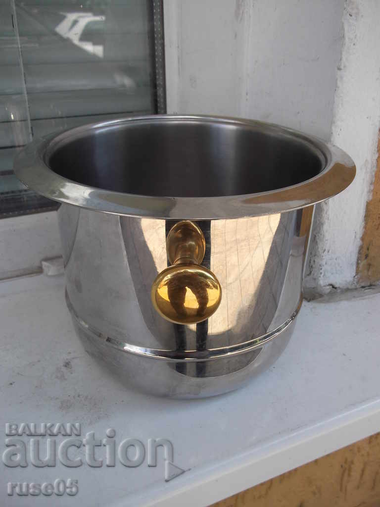 Champagne "zepter" new with price 200.00 BGN | € 102.26 Champagne "zepter" new with price 200.00 BGN | € 102.26