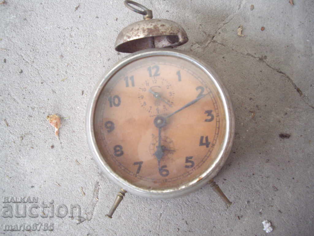 Old German alarm clock "Junhans"