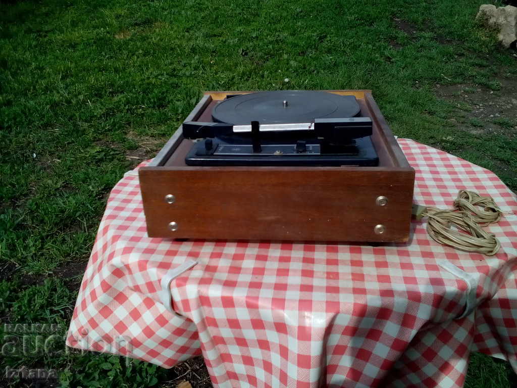 Old turntable Accords, Akords - 6 Old turntable Accords, Akords - 6