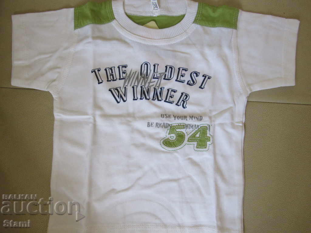 Детска тениска за момче бяло със зелена платка, размер 30