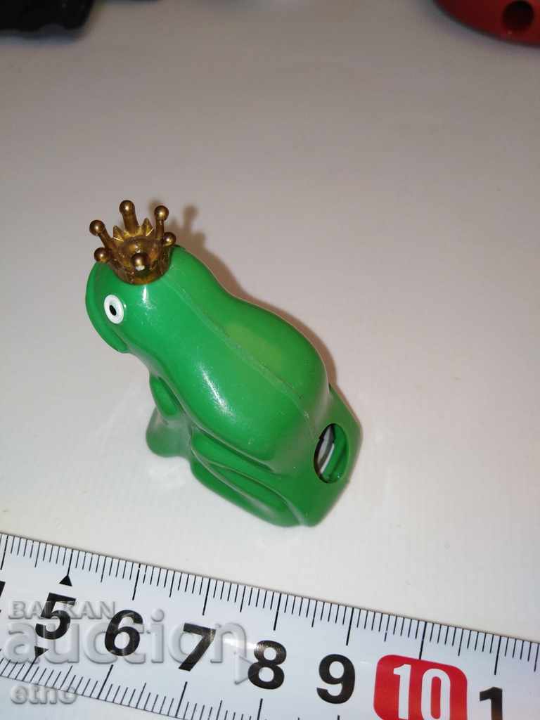 SHARPENER-COLLECTOR with price 12.00 BGN | € 6.14